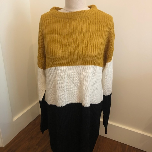 Color Block Sweater - Picture 4 of 6